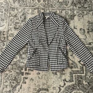 White House Black Market Women’s Blazer